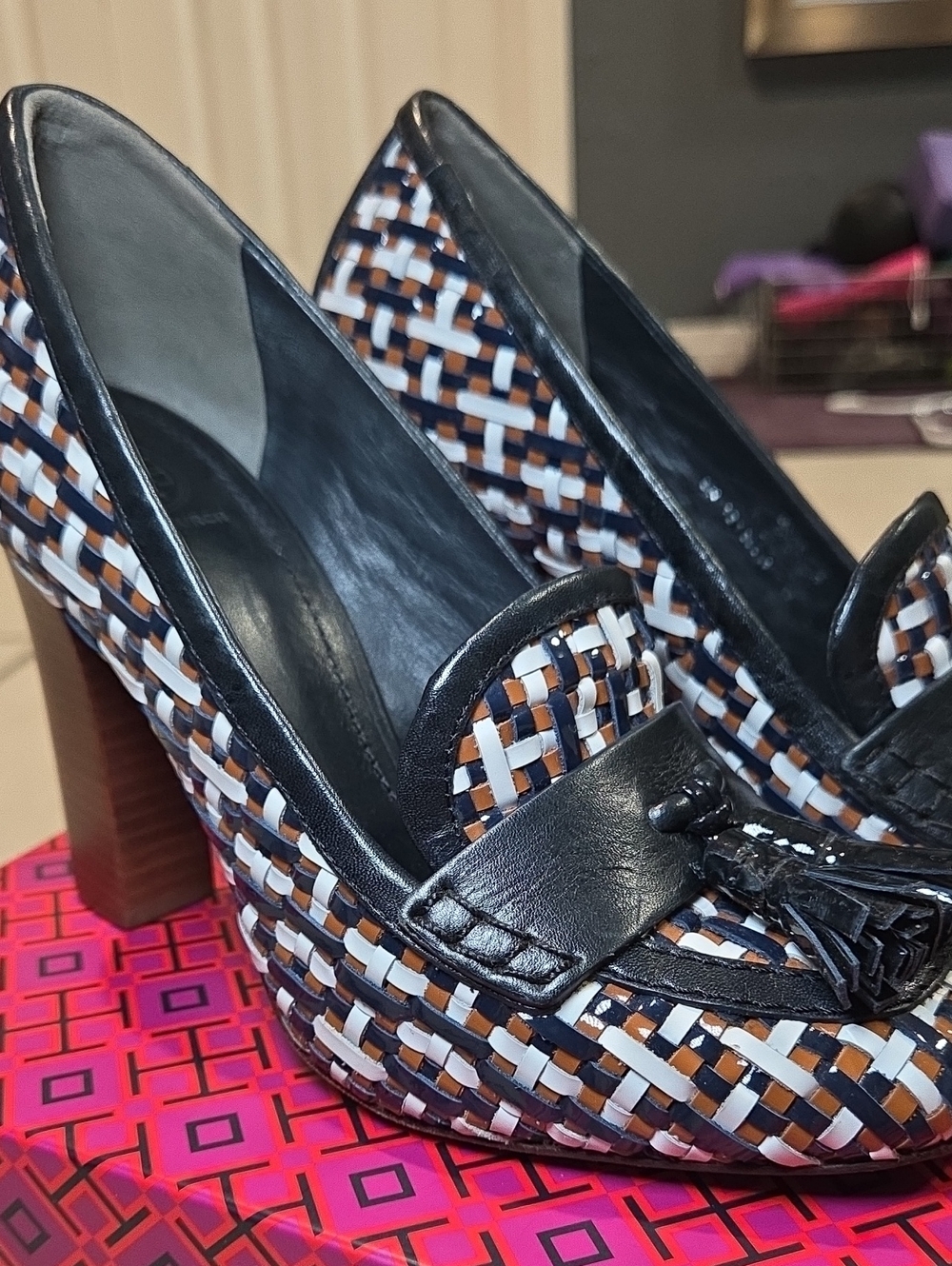 Sz 8.5 - Tory Burch Woven Tassel Block Heel Pump in Navy, White & Camel